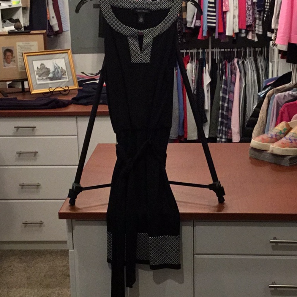 Whit House Black Market Dress. Black/white. Size S. Like new